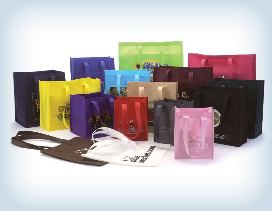 Shopping bags printed in Dubai
